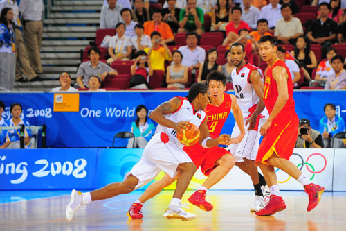 但俱乐部尚未就他的未来与其进行任何沟通。@GuillermoRai_ @TheAthleticFC 来源：Madrid Zone