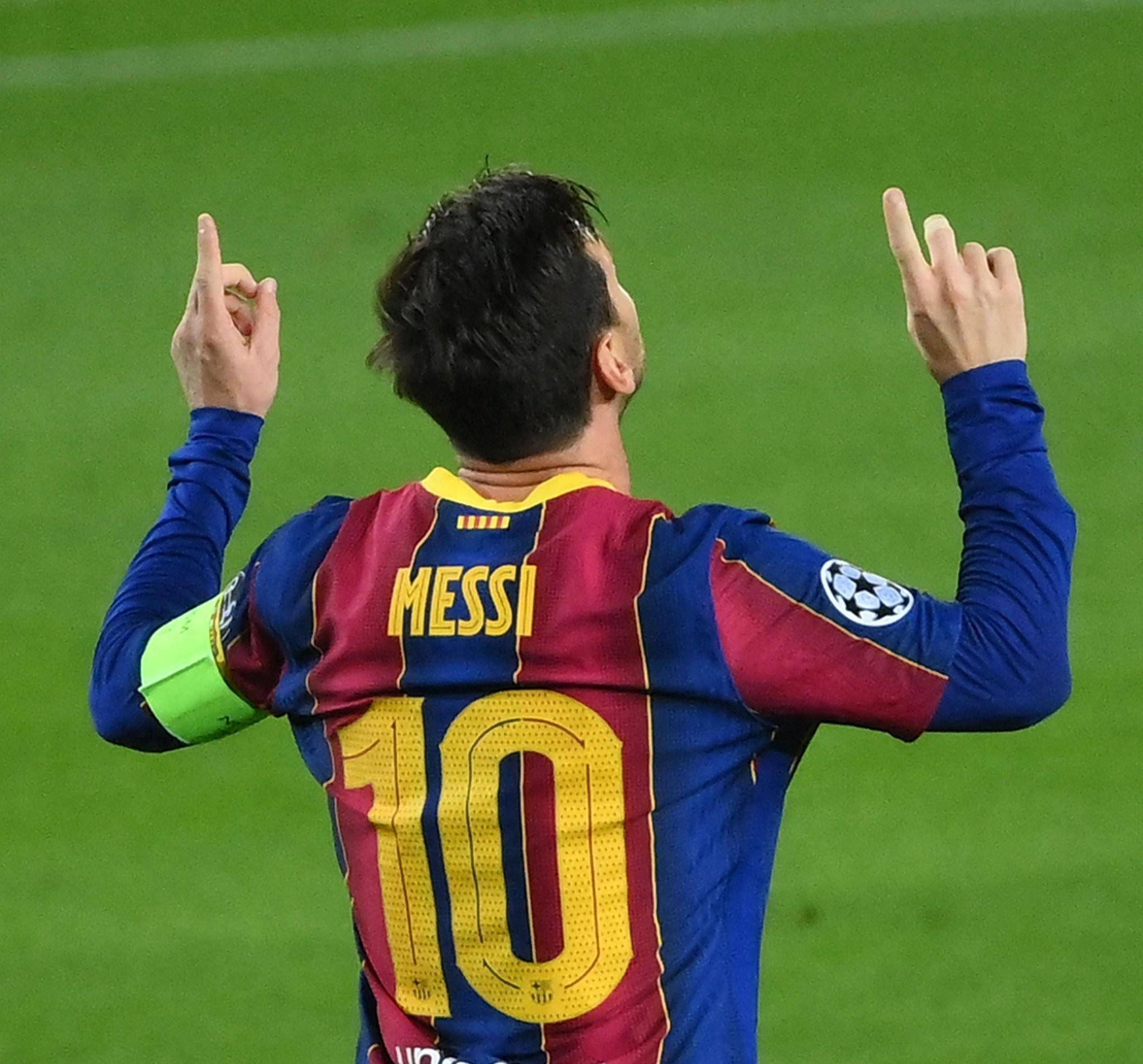 英媒：拜仁、尤文和巴黎有意免签科纳特，球员对各种选择持开放态度