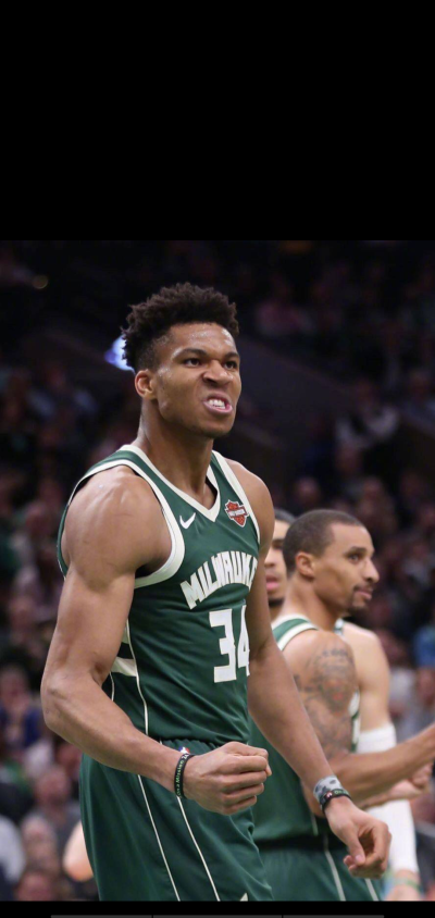 ＂1打5被杜锋怒骂！昔日青年队球霸去哪了？现身家乡广西打野球