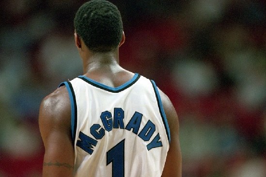 巴尔的摩金莺队常规赛连续两季破 90 胜，但季后赛颗粒无收