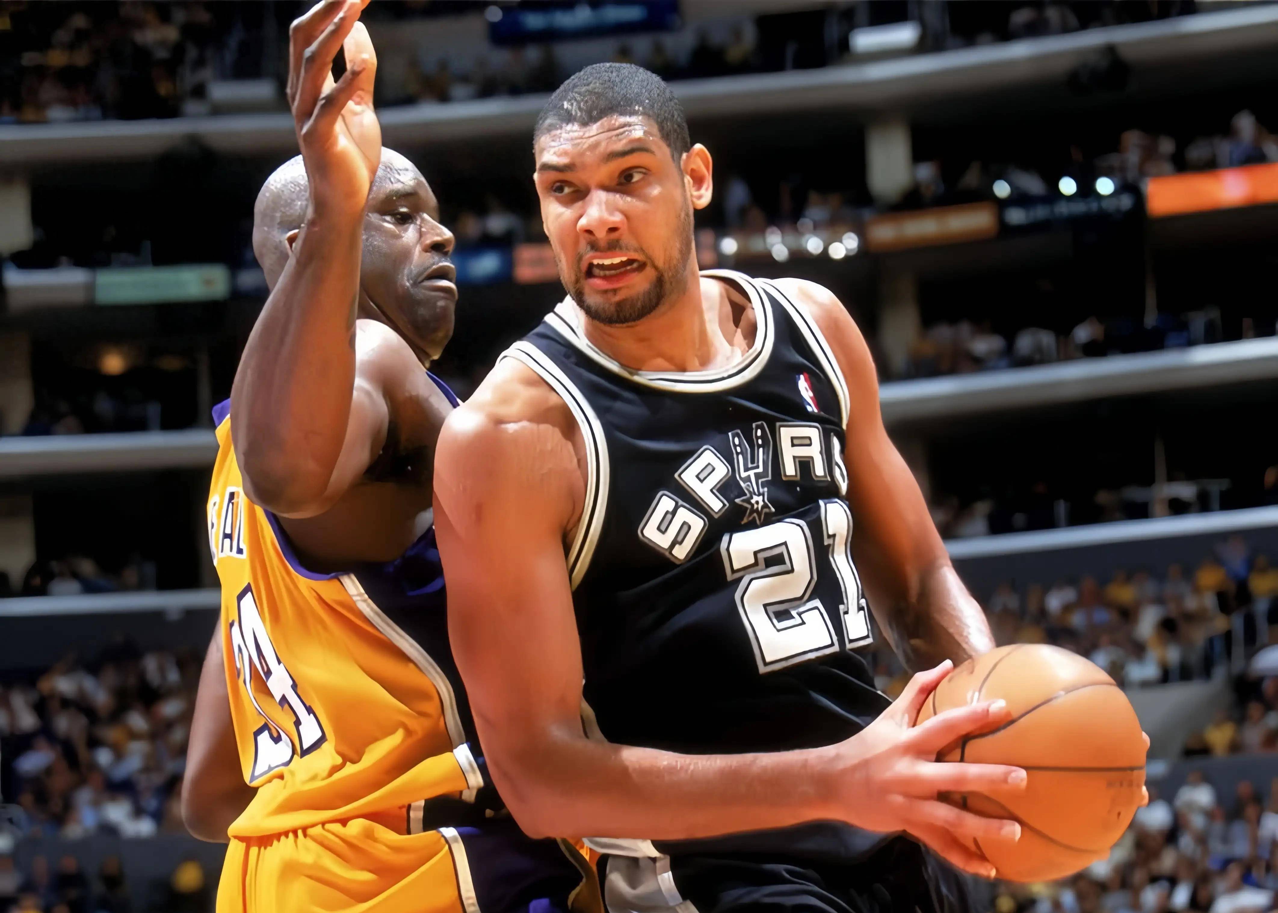 为什么现实中有很多门将踢球能踢到40岁以上，成熟期会比较漫长？