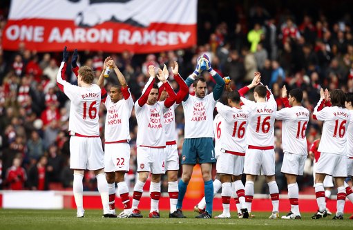 15岁道曼禁区内天秀回旋破门，青年欧冠阿森纳4-2逆转拜仁