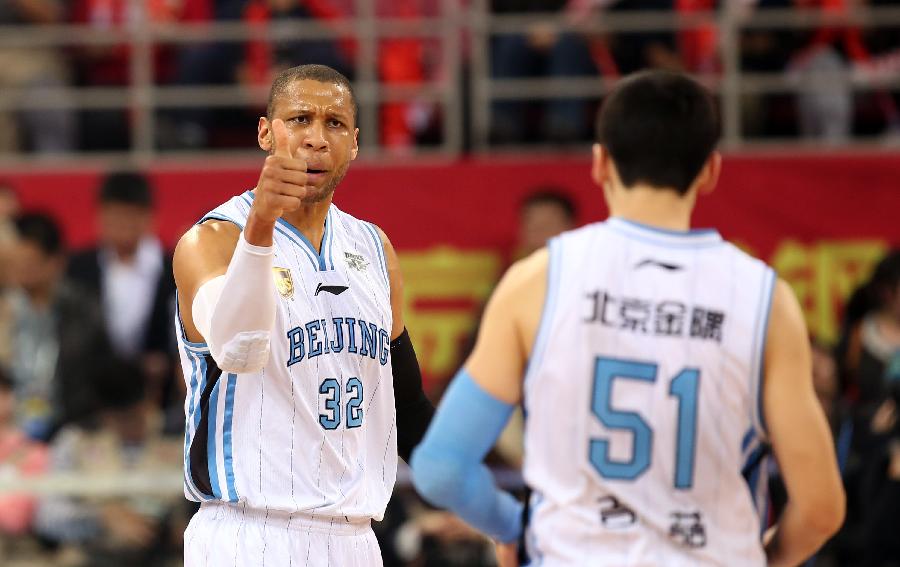 最佳新人不知去向，WBG迎回冠亚军选手Crisp