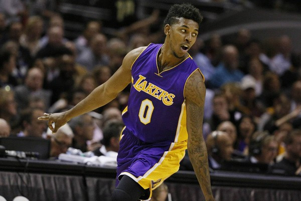 东契奇正式回应麦迪！你除了35秒13分还有啥？你没资格指责我